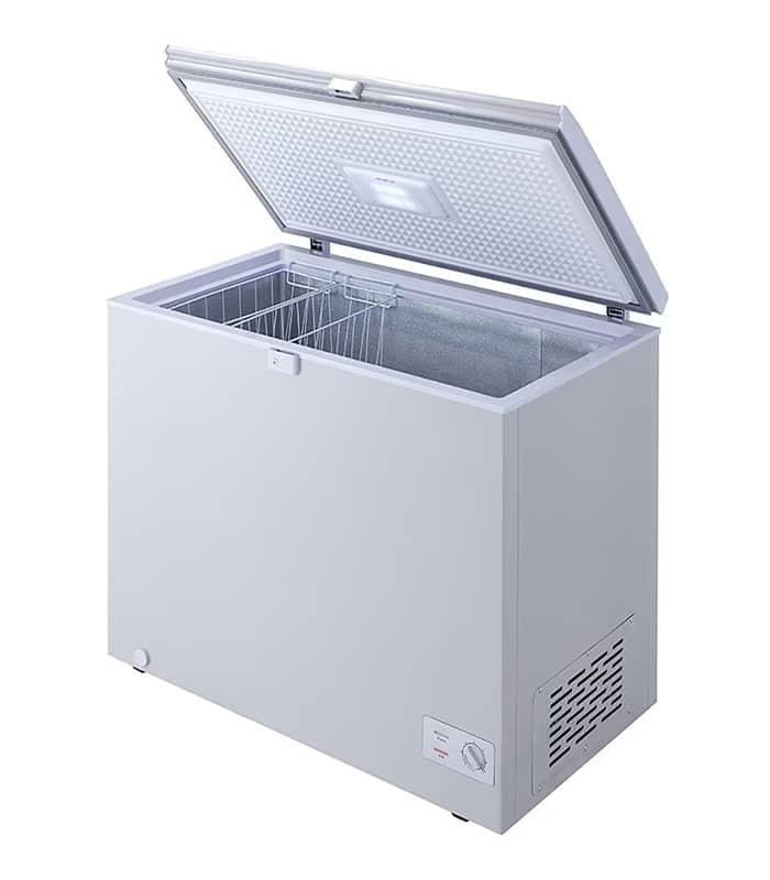  درب فریزر صندوقی ال‌جی GCS215SQFG با عایق‌بندی مناسب 